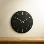 korendah-siyah-deri-sessiz-modern-duvar-saati